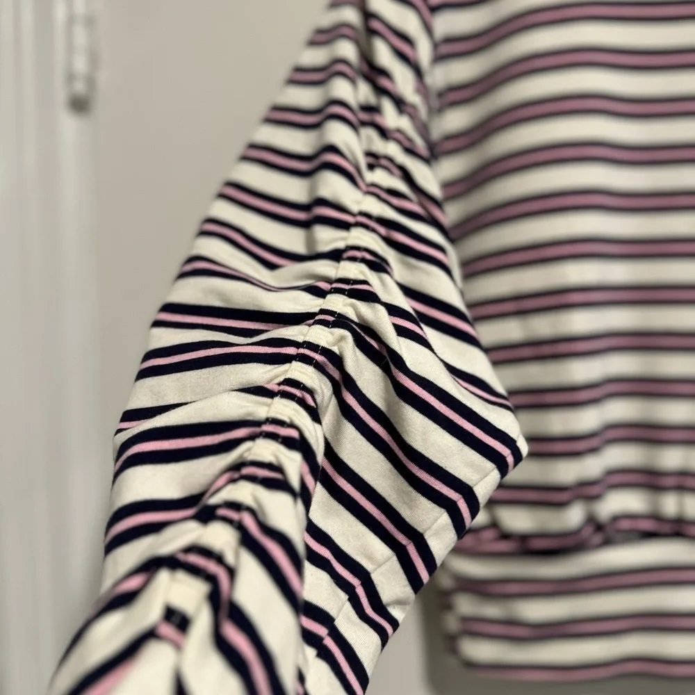 NWOT Kensie Womens Sz:S striped tie-waist ruched sleeve Pullover sweatshirt.